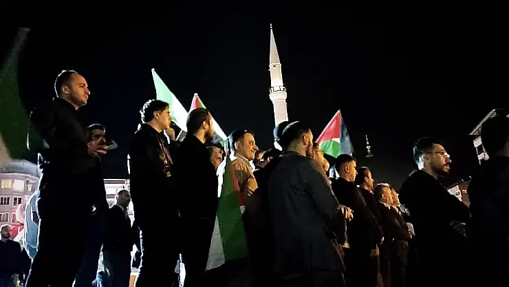 Siirtliler İsrail'i Lanetledi!
