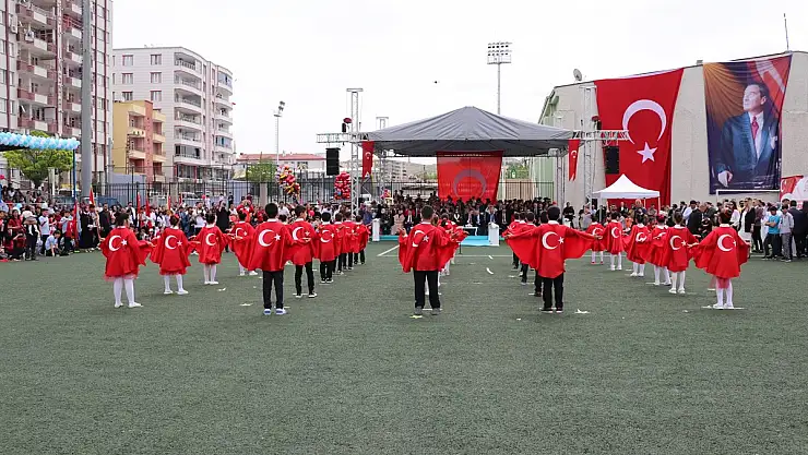 Siirt'te 23 Nisan Ulusal Egemenlik ve Çocuk Bayramı Coşkuyla Kutlanacak