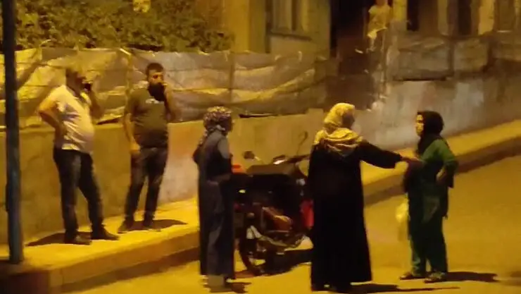 Siirt'te Bir Kadının Fotoğrafının Çekildiği İddiasıyla Kavga!