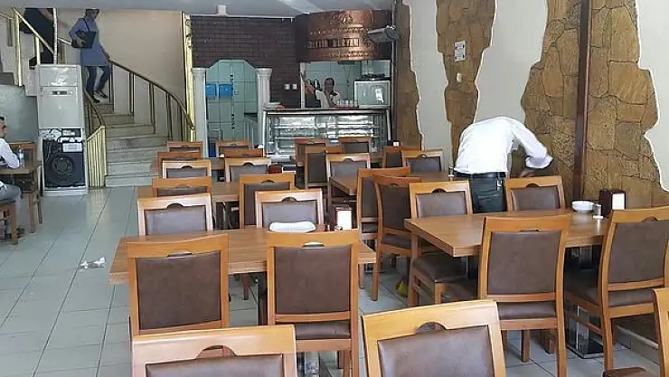 Siirt'te Çayhaneler, Kahvehaneler Lokantalar Kapalı