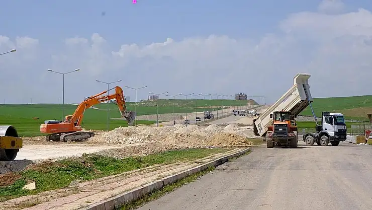 Siirt'te Çevre Yolu Genişletme Çalışmaları Başladı!