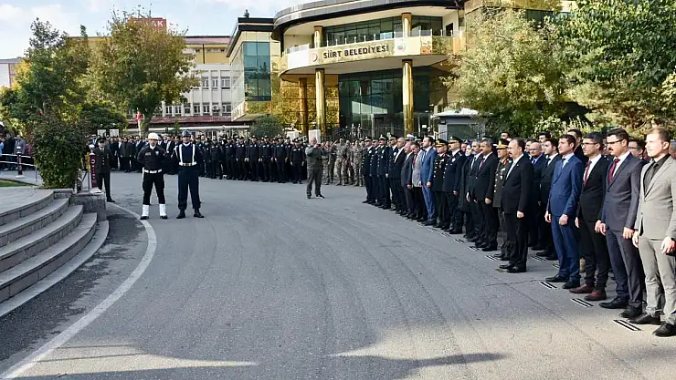 Siirt'te Cumhuriyetimizin Banisi Büyük Önder Gazi Mustafa Kemal Atatürk, Törenlerle Anıldı