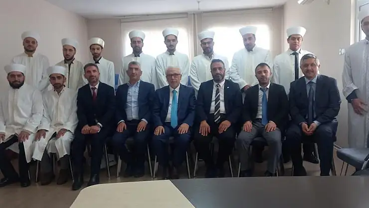 Siirt'te Diyanet Akademisi Mezunu 22 Din Görevlisi Göreve Başladı