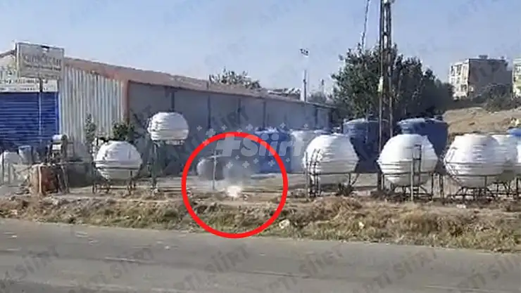 Siirt'te Elektrik Direğinden Kopan Kablo Alev Aldı