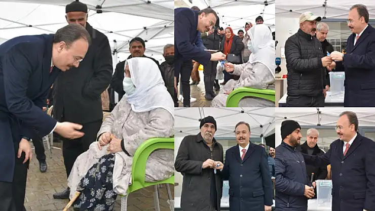 Siirt'te Kentsel Dönüşüm Projesi Kapsamında 25 Hak Sahibine Konutların Anahtar Teslim Töreni Gerçekleştirildi