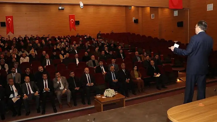 Siirt'te Okul Müdürleri Toplantısı