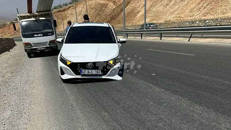 Siirt'te Seyir Halindeki Aracın Tekeri Çıktı