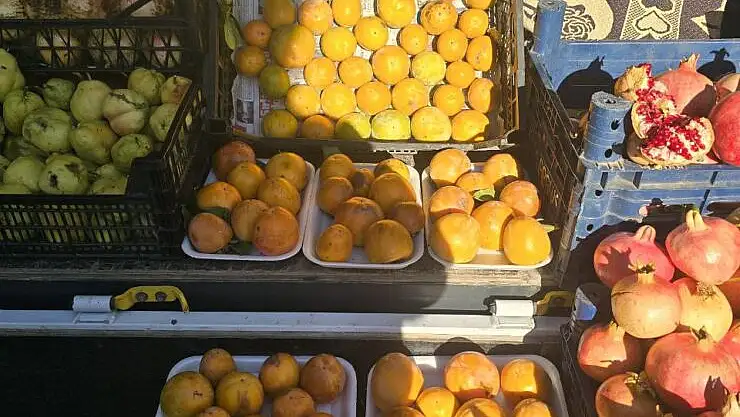 Siirt'te Yetiştirilen Cennet Hurması Satışa Sunuldu