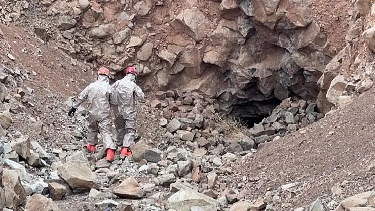 Şırnak'ta Mağarada Şüpheli Ölüm: Define Aradığı İddia Edilen Kişi Ölü Bulundu