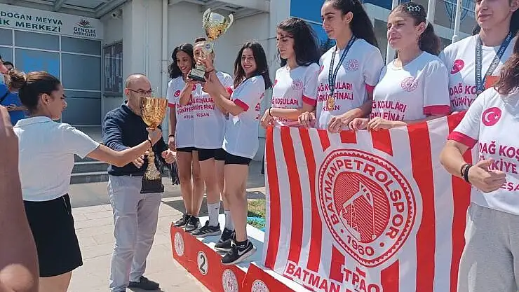 Şirvan'da Dağ Koşusu