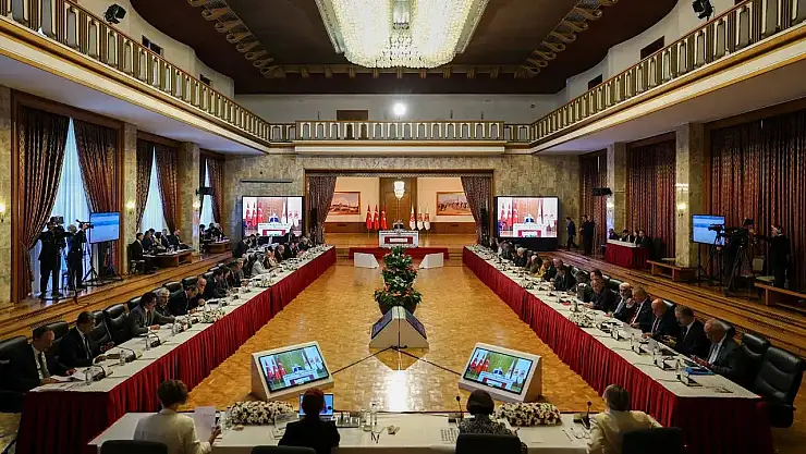 Süreç Komisyonu TBMM'de toplandı: Kurtulmuş 'son düzlük' dedi, CHP çözüm önerilerini açıkladı