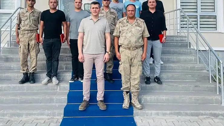 Tayinleri Çıkan Jandarmalara Hizmet Anısı Plaket