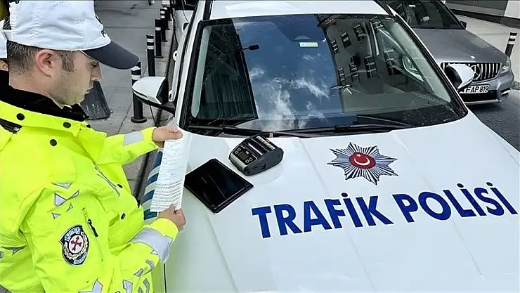 Trafik Cezalarında Yeni Dönem: Yüzde 10 Hız Toleransı Kalkıyor, Ceza Kilometre Aşımına Göre Verilecek