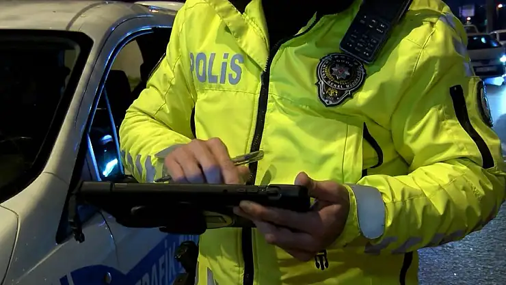 Trafikte yeni dönem: Cezalar katlandı, işte öne çıkan rakamlar!
