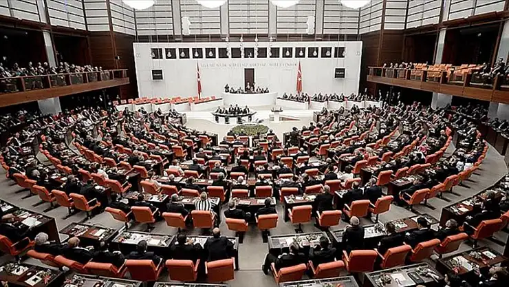Transferlerle Siyasi Partilerin Milletvekili Sayıları Değişti