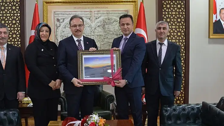 Turizm Haftası'nda Vali Kızılkaya'ya Ziyaret