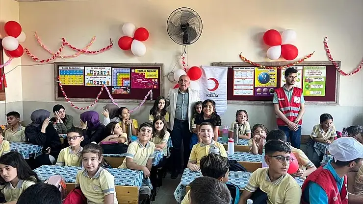 Türk Kızılay'ı Siirt Şubesi Gönüllülerinden Etkinlik
