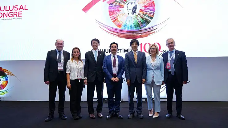 Türk ve Japon Göz Doktorları Deprem ve Doğal Afetleri Konuştular