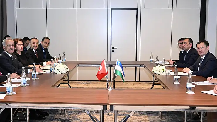 Ulaştırma ve Altyapı Bakanı Uraloğlu, Özbekistan'da…
