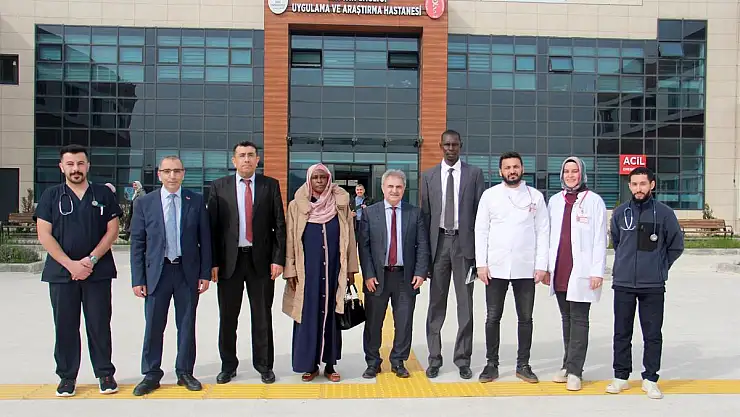 Üniversitemiz ve Institut National Superieur dElevage de Moussoro INSEM Üniversitesi Arasında Uluslararası İş Birliği Protokolü İmzalandı