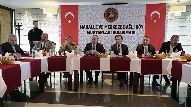 VALİ ALİ FUAT ATİK, MAHALLE VE KÖY MUHTARLARIYLA BİR ARAYA GELDİ