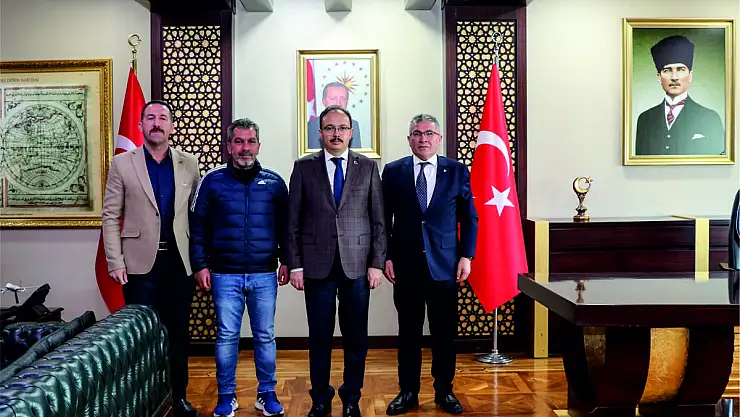 Vali Kızılkaya, Amatör Spor Kulüplerinin Yöneticileriyle Bir Araya Geldi