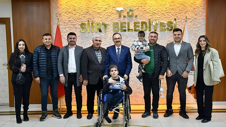 Vali Kızılkaya, Pervari ve Siirt'teki Özel Eğitim Merkezleri Yönetici ve çalışanlarını Makamında Ağırladı