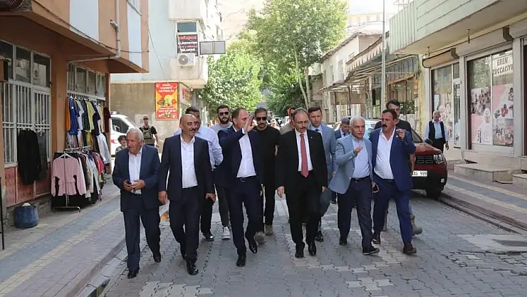 Vali Kızılkaya, Pervari'de Vatandaşlarla Buluştu