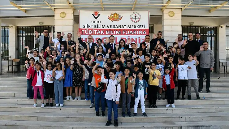 Vali Kızılkaya, TÜBİTAK 4006 Bilim Fuarları Açılışını Öğrenciler ve Öğretmenlerle Birlikte Yaptı