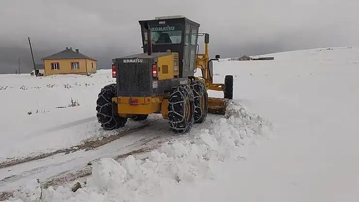 Van, Hakkari, Bitlis ve Muş'ta Birçok Yerleşim Yerine Ulaşım Sağlanamıyor