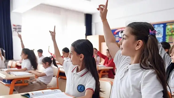 Yasa Teklifi Meclise Sunuldu! Milyonlarca Öğrenciyi İlgilendiriyor