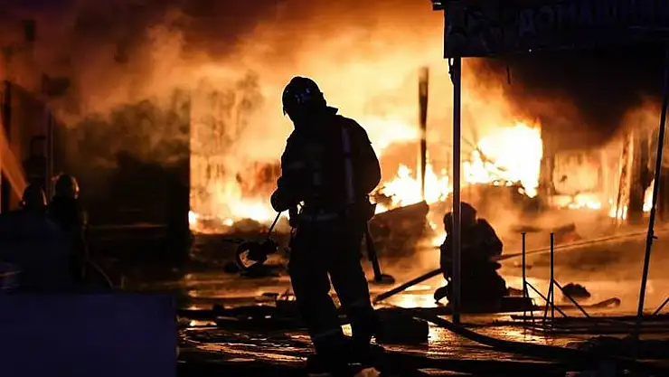 Yatılı Okulda Yangın: 13 Öğrenci Öldü
