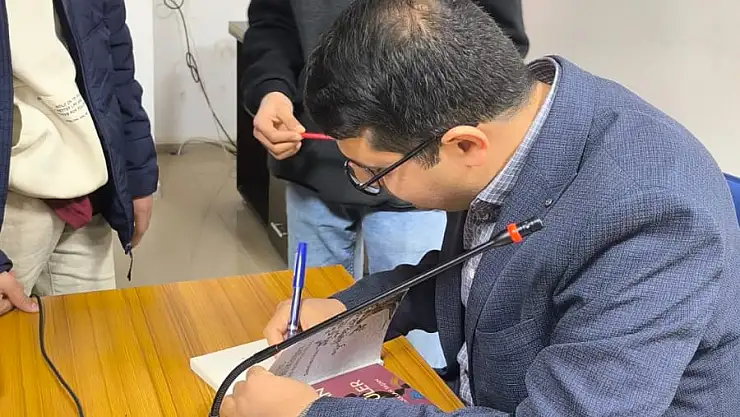 Yazar Sadullah Taşan, Batman'da Gençlerle Buluştu