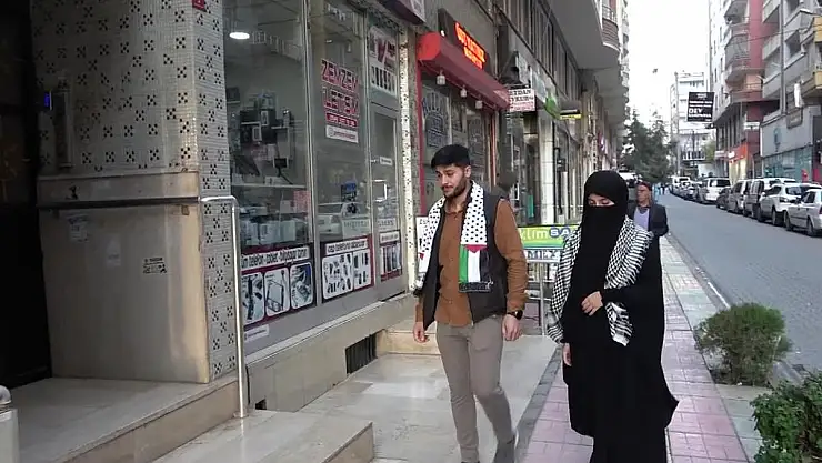 Yeni Evli Çiftten, Gazze İçin Örnek Davranış