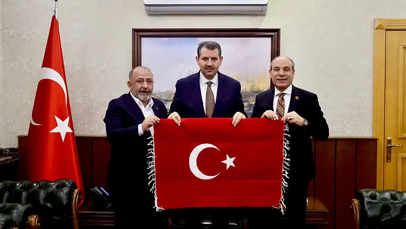 15 Temmuz Demokrasi Şehitleri, Gazileri ve Terör Mağdurları Derneği Onursal Başkanı Seyyithan Solmaz'dan Bakan Yardımcısı Salih Ayhan'a Hayırlı Olsun Ziyareti