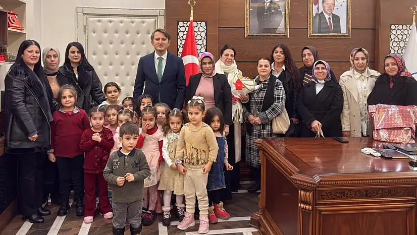 ADEM öğrencilerinden Baykan Kaymakamı Fatih Özcan'a anlamlı ziyaret