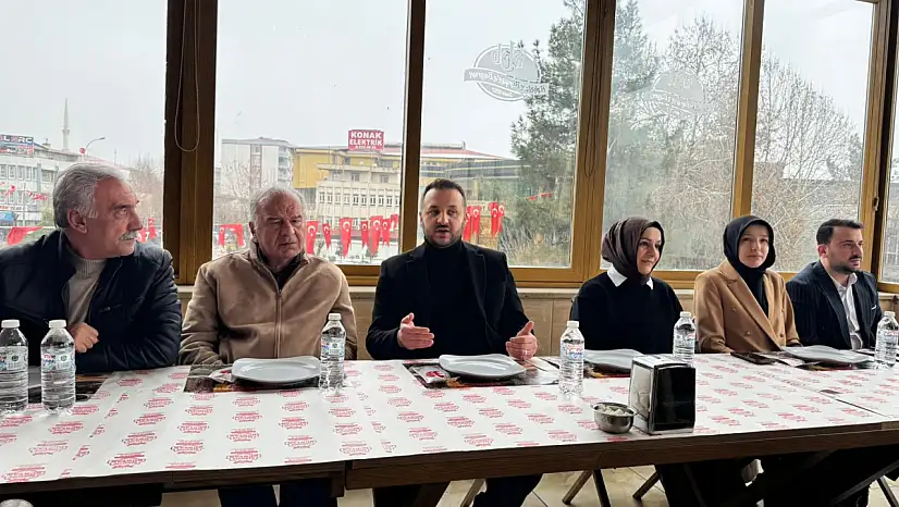 AK Parti Siirt İl Başkanı Av. Özturan, Gazetecilerle Buluştu! Özturan: 'Ekonomi Zirvesi Yapılacak'