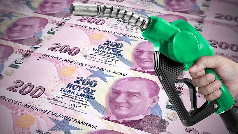 Akaryakıta Bir Zam Daha: Benzin Bu Gece 1 Lira 23 Kuruş Artacak