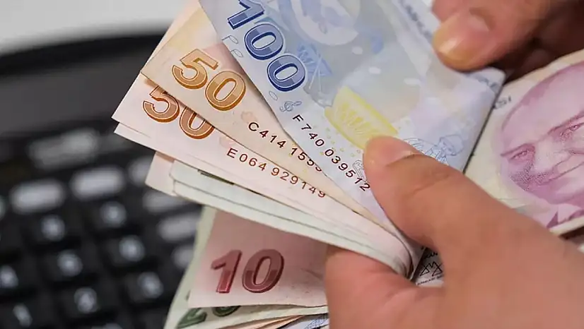 Asgari Ücret Artışının Ardından Gözler Memur ve Emekli Maaşlarında