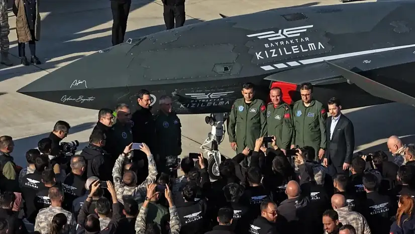 Bayraktar KIZILELMA, jet motorlu hava hedefini vuran dünyadaki ilk insansız savaş uçağı oldu