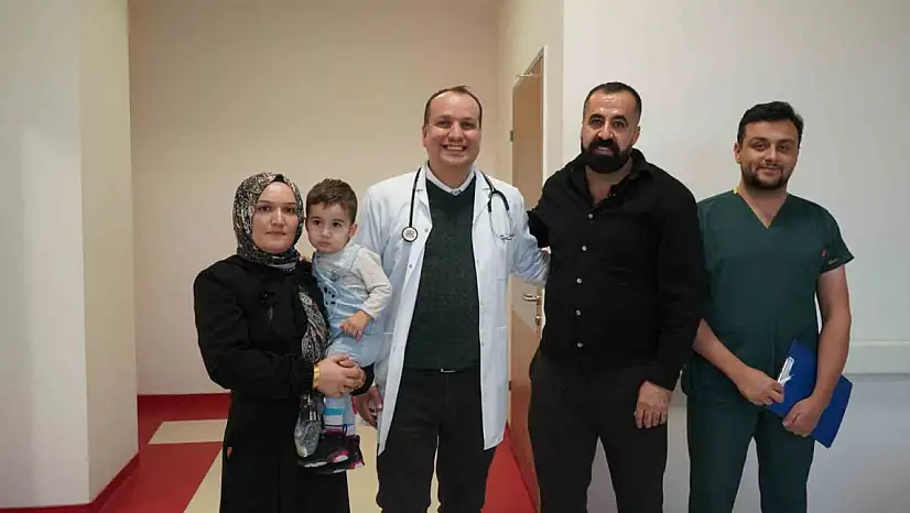 Komşu ilimizde 1,5 yaşındaki bebeğin yuttuğu mıknatıslar bağırsaklarını deldi