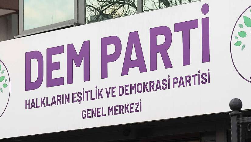 DEM Parti'de Flaş Gelişme! Belediye Eş Başkanı Görevden Alındı