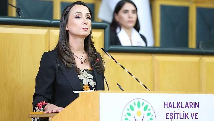 DEM Parti'den iktidara ve muhalefete 4 maddelik çağrı: Çerçeve yasa ve hukuki düzenleme vurgusu
