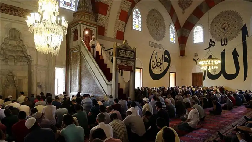 Diyanet'ten Yılın Son Hutbesinde Yılbaşı Uyarısı