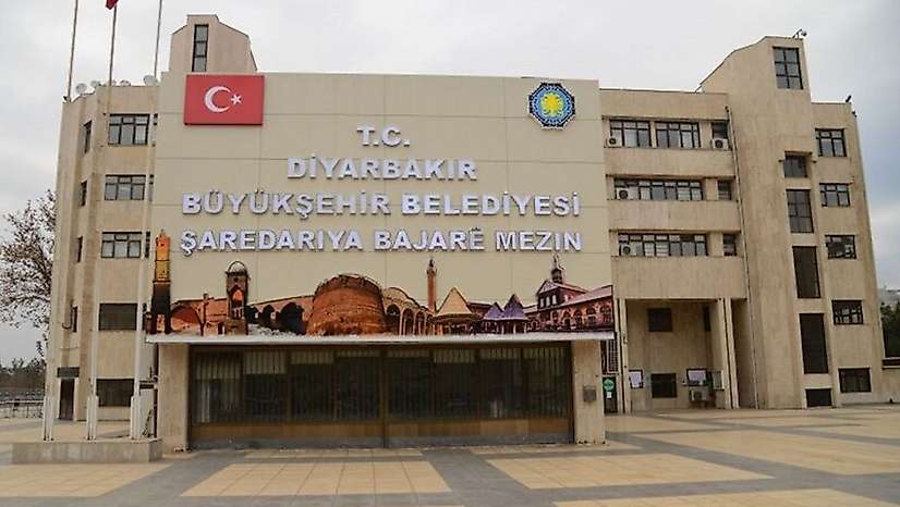 Diyarbakır Büyükşehir Belediye Eş Başkanı Doğan Hatun İstifa Etti