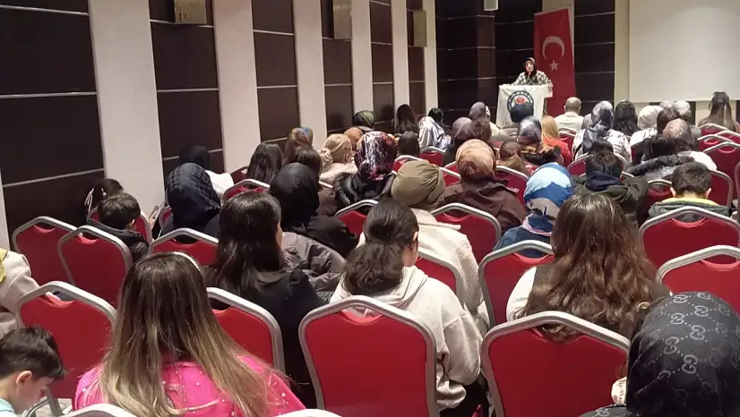 Eğitim Bir-Sen Kadın Kolları Siirt'te bir araya geldi