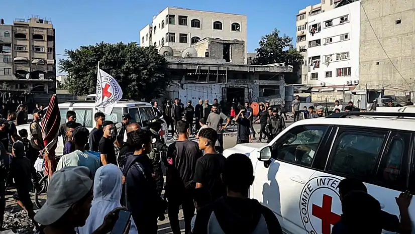 Gazze'de Tarihî Gün: Tüm İsrailli Rehineler Serbest Bırakıldı, Binlerce Filistinli Mahkûmun Tahliyesi Başladı