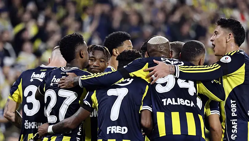 Kadıköy'de Gol Yağmuru! Fenerbahçe Kayserispor'u 4-2 Mağlup Etti – Zirve Yarışı Kızıştı