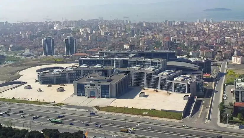 Kartal'daki Adliyede Silahlı Saldırı: Savcı kadın hakimi vurdu