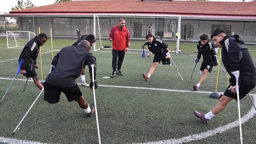 Kazada engelli oldu, futbolla hayata döndü
